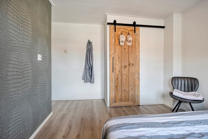 Foto 21 van Burg.van Höevellstraat 6