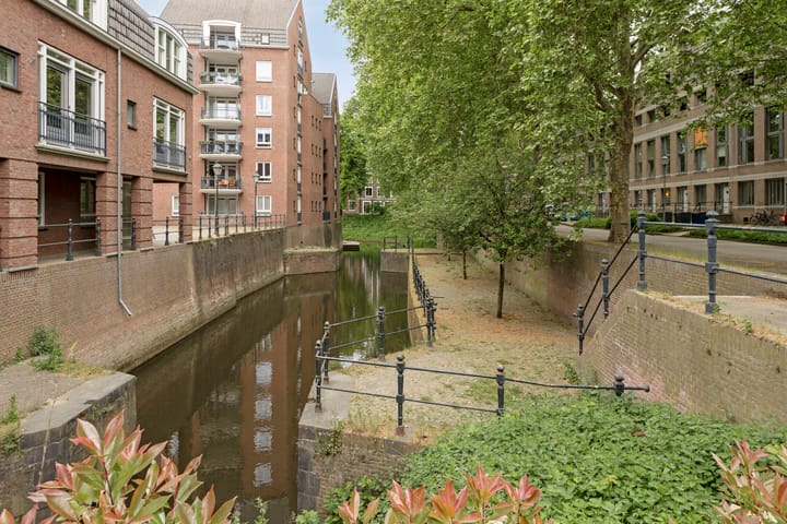 Photo 13 of Pastoor de Kroonstraat 295-B