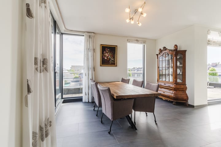 Foto 12 van Parklaan 145