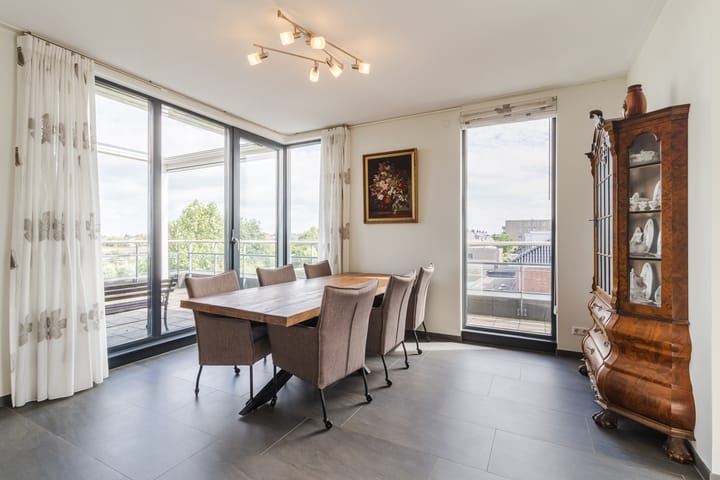 Foto 13 van Parklaan 145