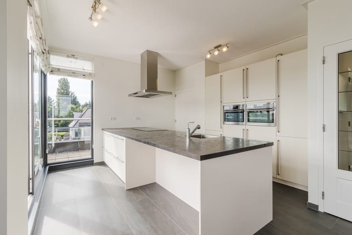 Foto 15 van Parklaan 145