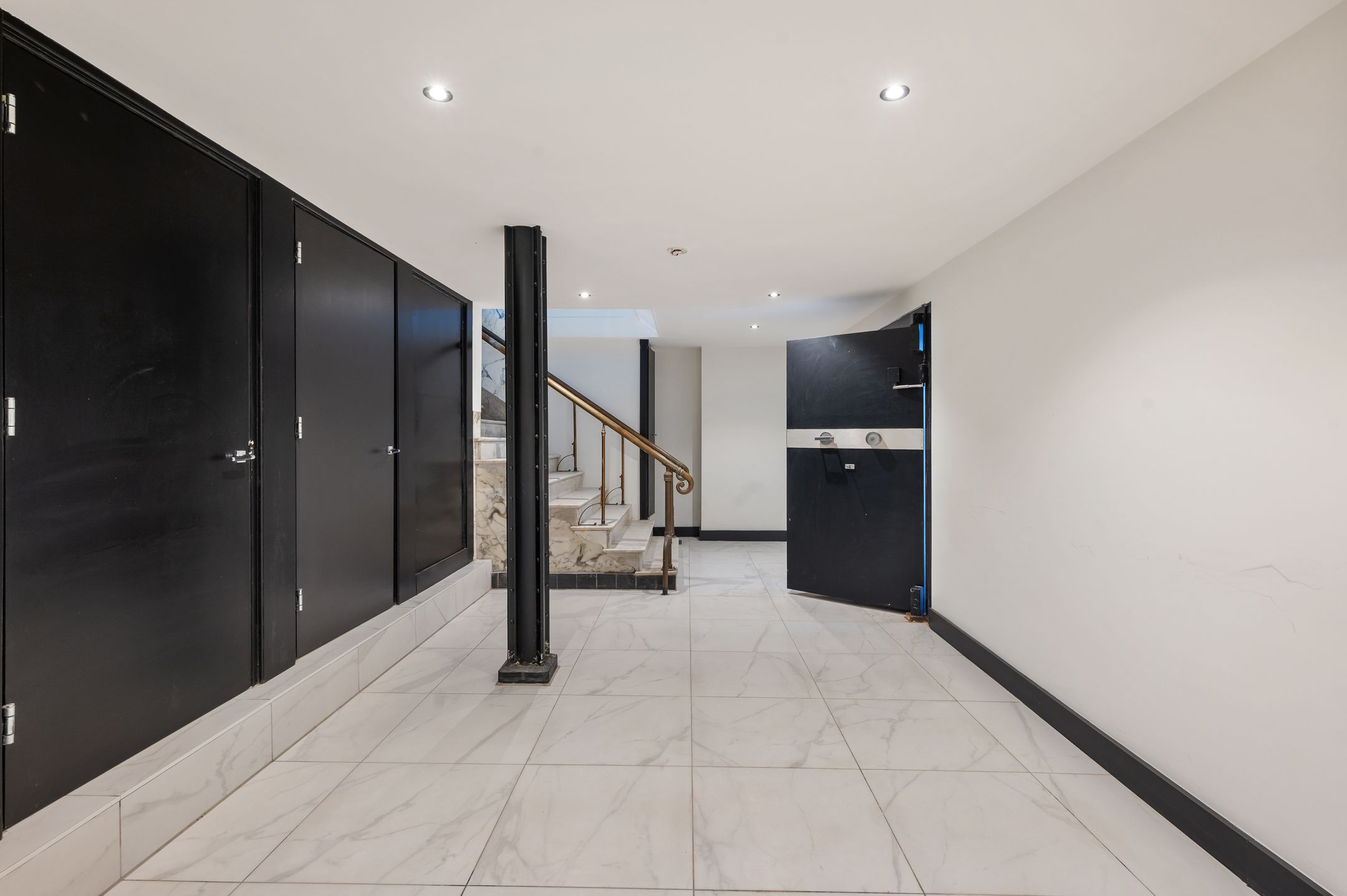 Photo 18 of Prins Hendrikkade 67-A