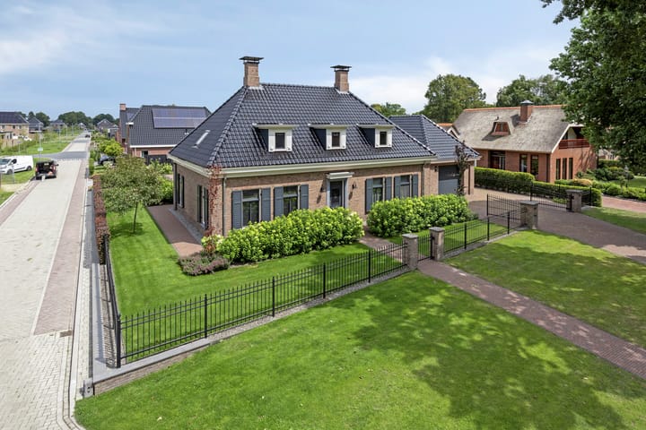 Foto 2 van J. Abelnstraat 6