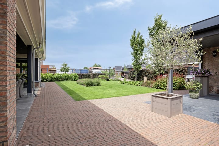 Foto 68 van J. Abelnstraat 6