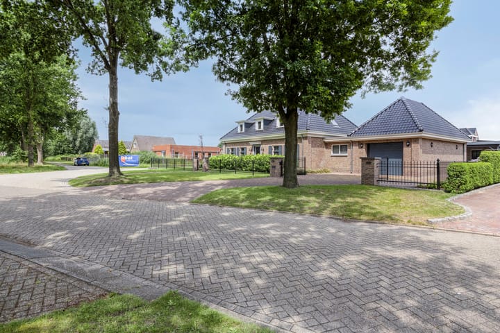 Foto 80 van J. Abelnstraat 6