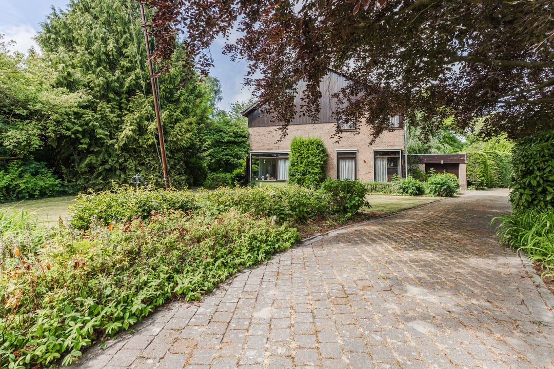 Photo 1 of Dorpsstraat 7-A