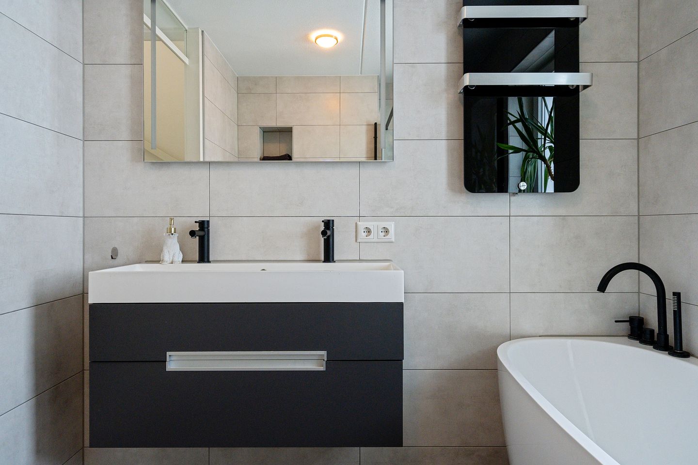 Foto 25 van Raadhuislaan 39