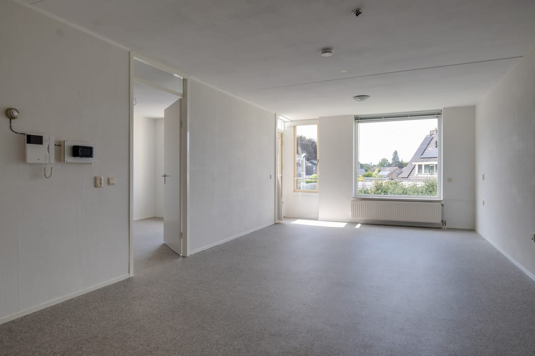 Photo 2 of Albert Schweitzerlaan 147