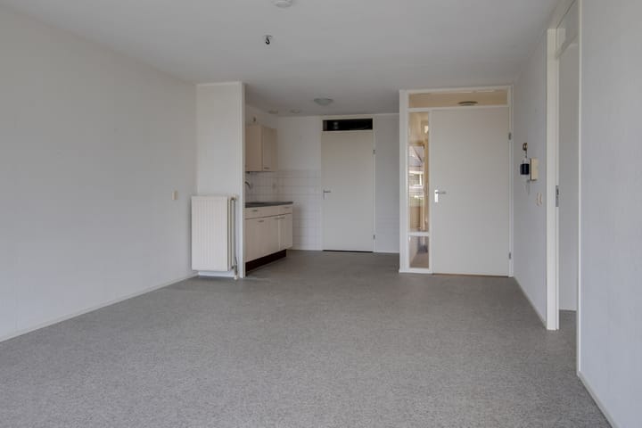 Photo 3 of Albert Schweitzerlaan 147