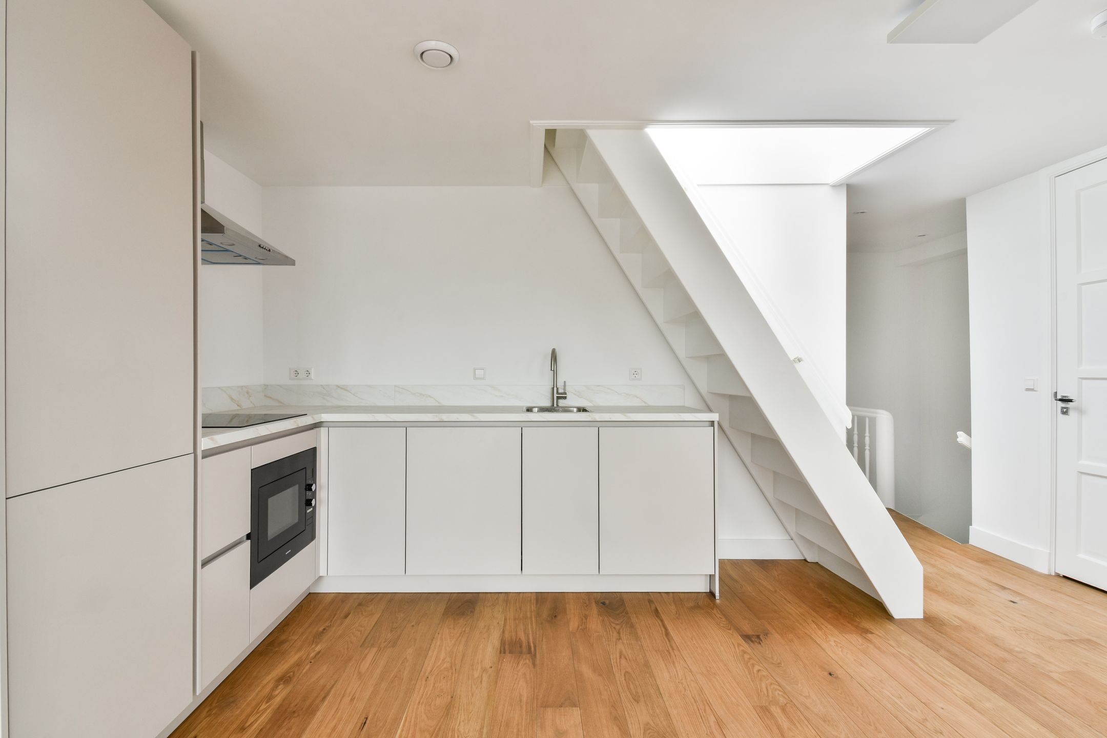 Foto 6 van Frederik Hendrikstraat 12-4