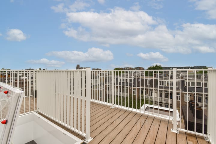 Photo 12 of Frederik Hendrikstraat 12-4