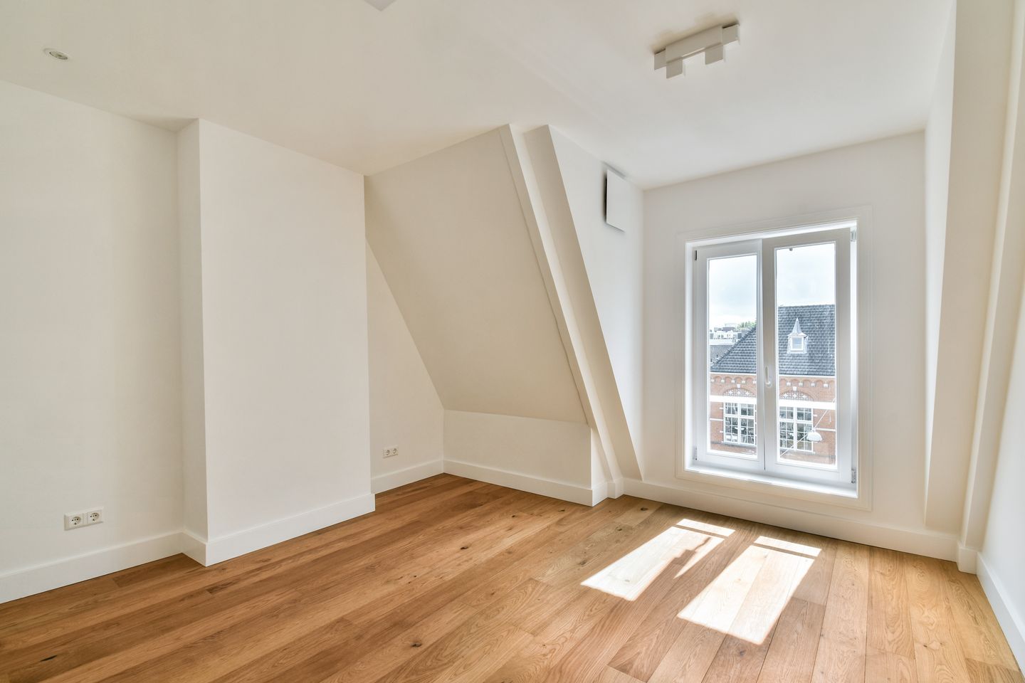 Foto 14 van Frederik Hendrikstraat 12-4