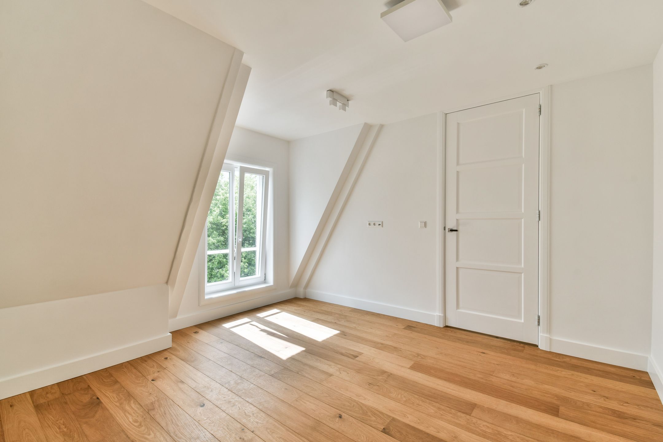 Foto 15 van Frederik Hendrikstraat 12-4