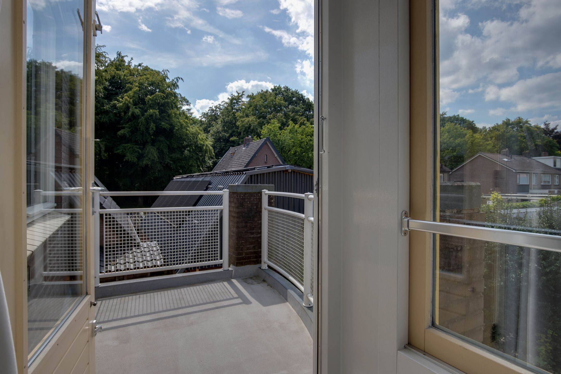 Photo 9 of Albert Schweitzerlaan 147