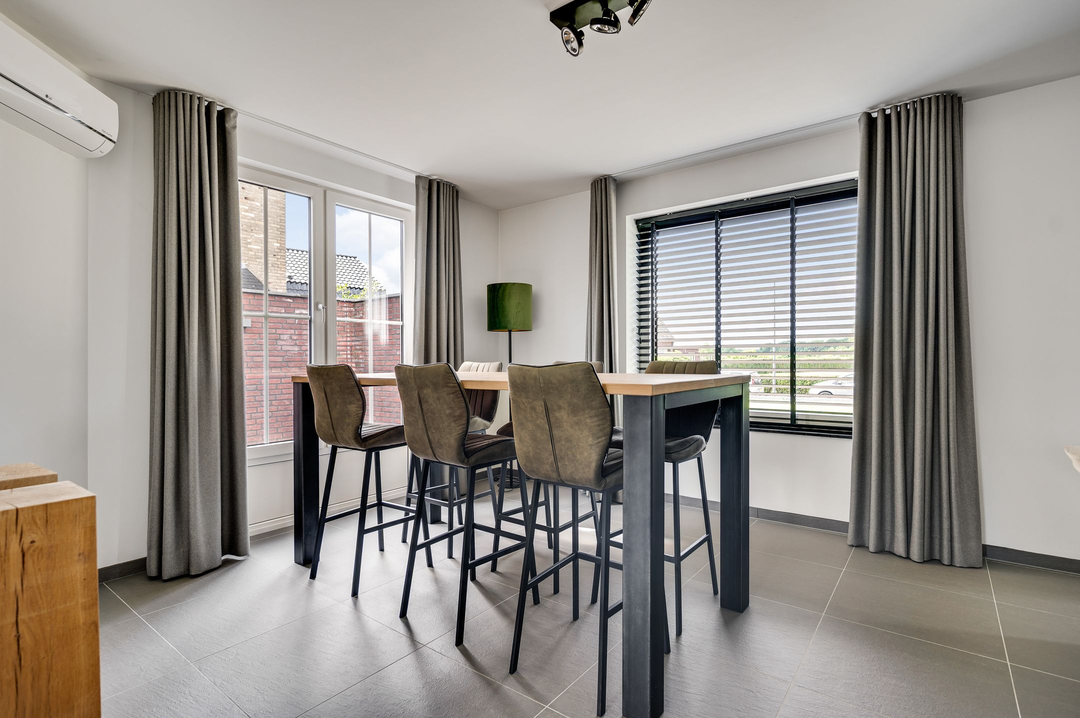 Photo 12 of Hoofdstraat 39