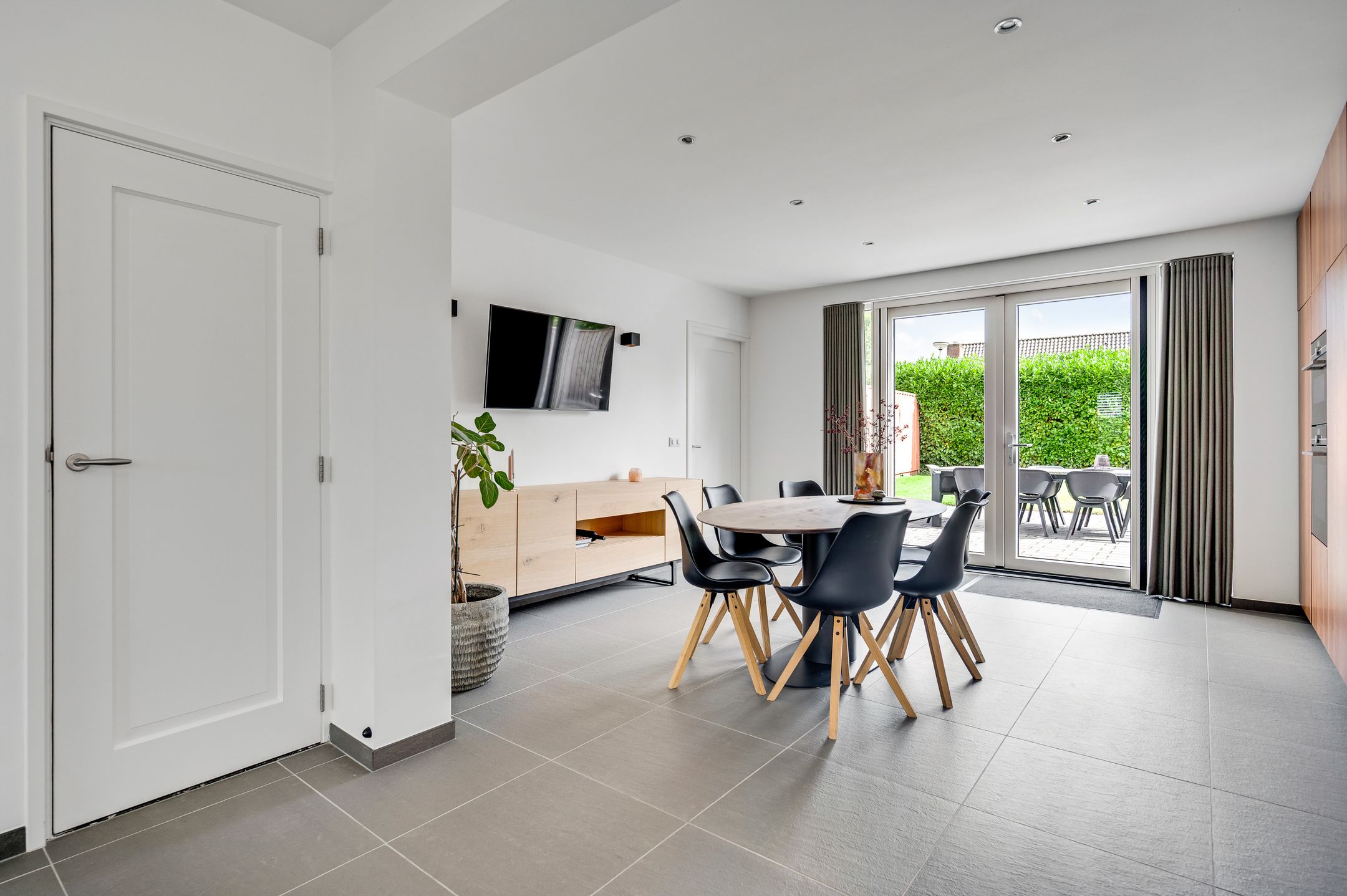 Photo 15 of Hoofdstraat 39