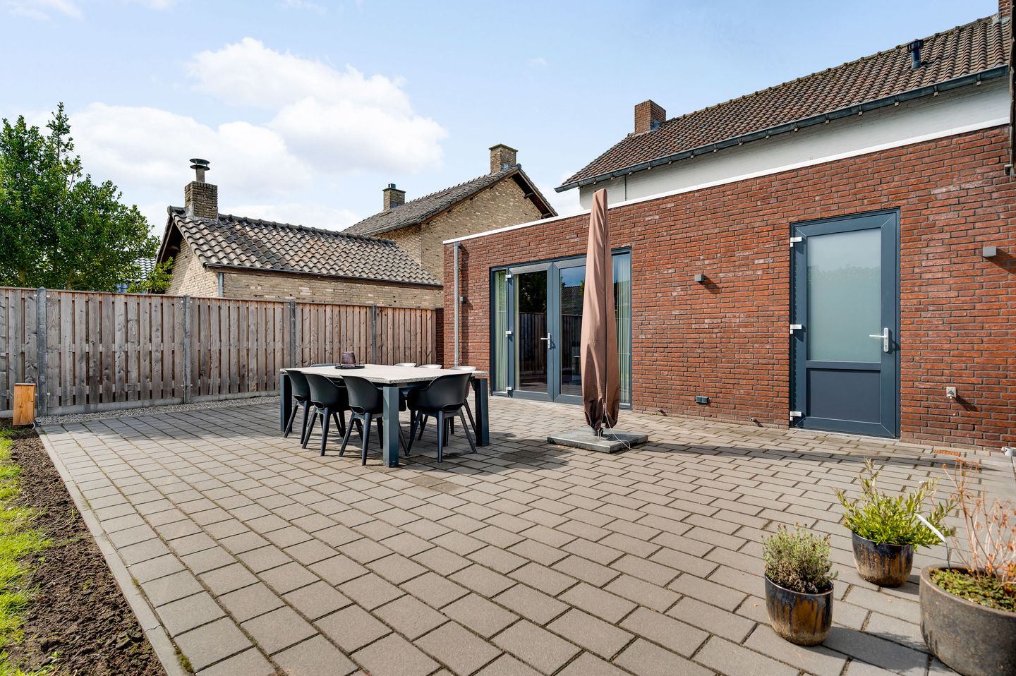 Photo 29 of Hoofdstraat 39