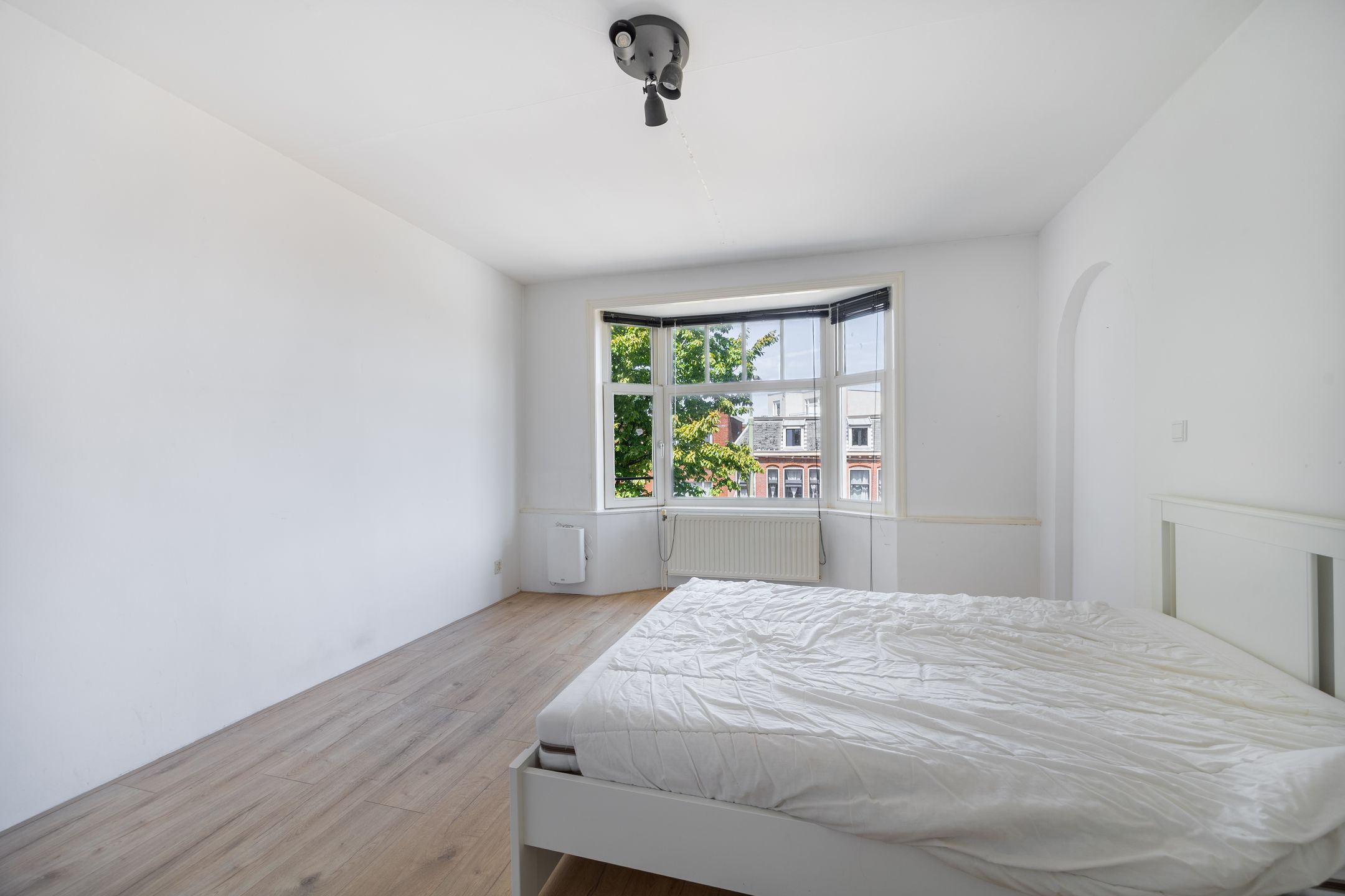 Foto 9 van Paets van Troostwijkstraat 5