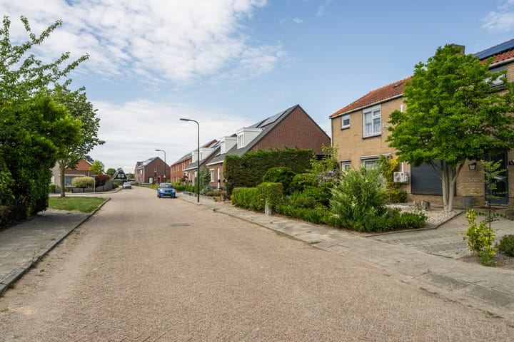 Photo 32 of Jacoba van Beierenstraat 14