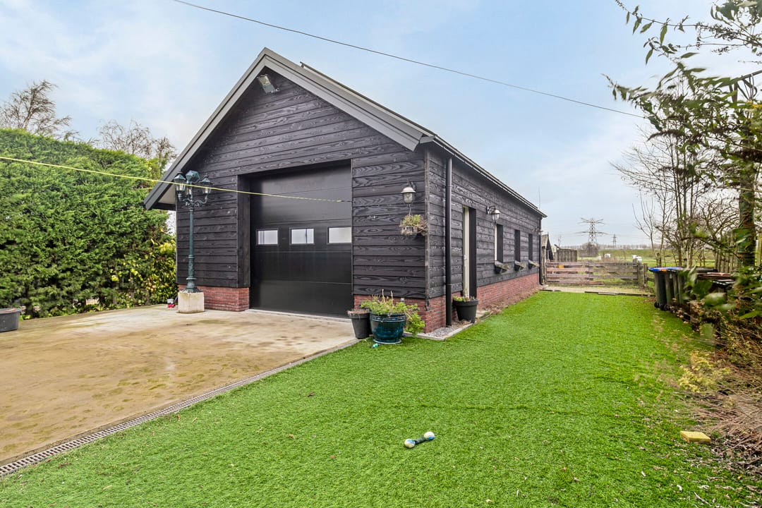 Foto 2 van Kortrijk 3