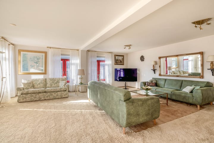 Foto 13 van Dorpsplein 25