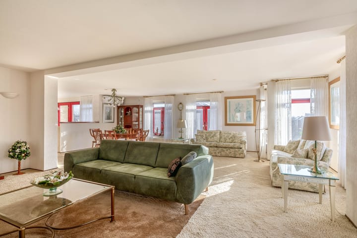 Foto 16 van Dorpsplein 25