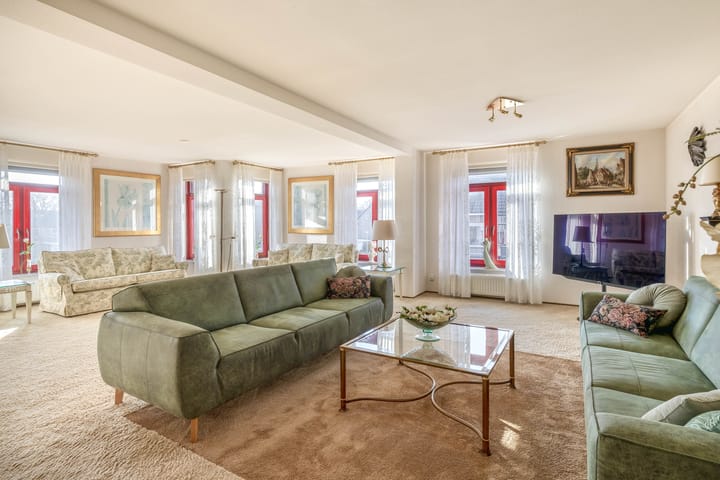 Foto 17 van Dorpsplein 25