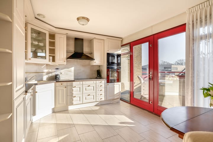 Foto 20 van Dorpsplein 25