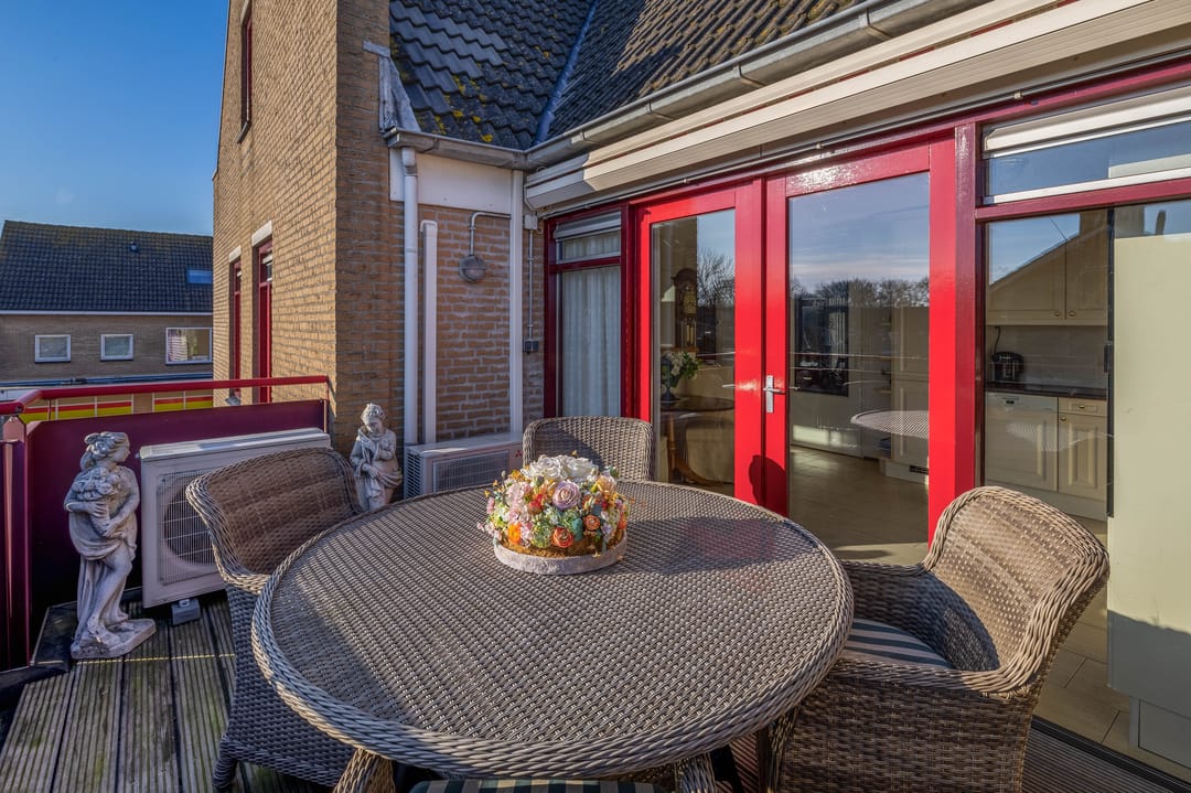 Foto 26 van Dorpsplein 25