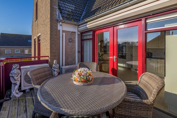 Foto 26 van Dorpsplein 25