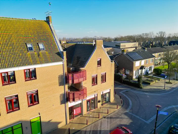 Foto 51 van Dorpsplein 25