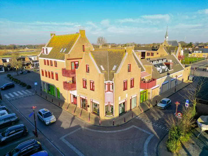 Foto 52 van Dorpsplein 25