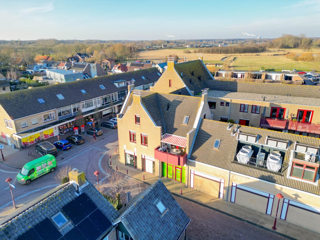 Foto 53 van Dorpsplein 25