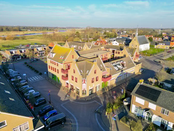 Foto 54 van Dorpsplein 25