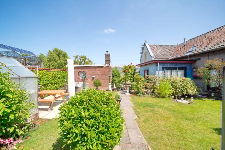 Photo 2 of Plaats 22-A