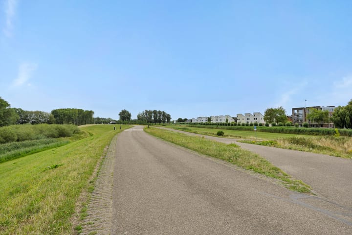 Foto 25 van Tarweakker 9