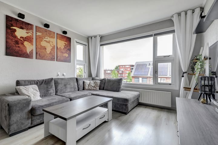 Photo 10 of Uranusstraat 11-B