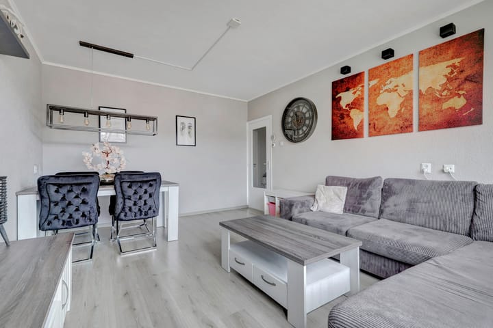 Photo 11 of Uranusstraat 11-B