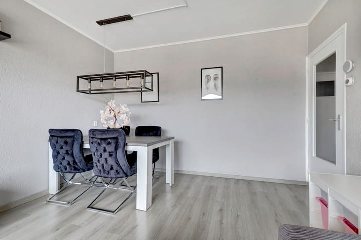 Photo 12 of Uranusstraat 11-B