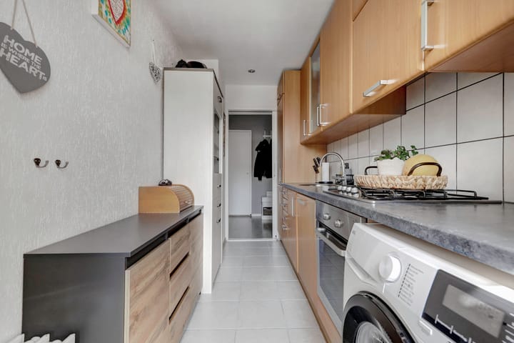 Photo 15 of Uranusstraat 11-B