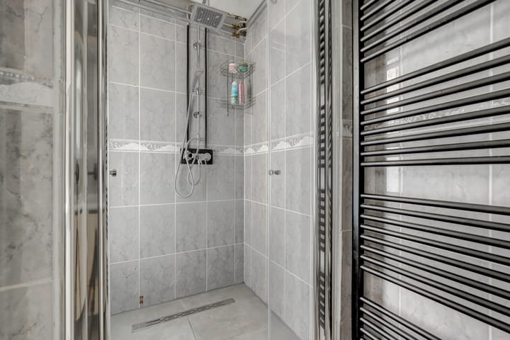 Photo 21 of Uranusstraat 11-B