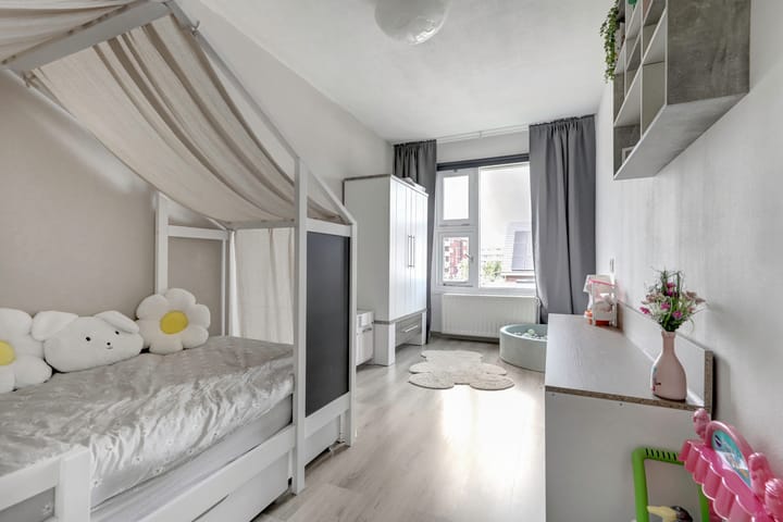 Photo 23 of Uranusstraat 11-B