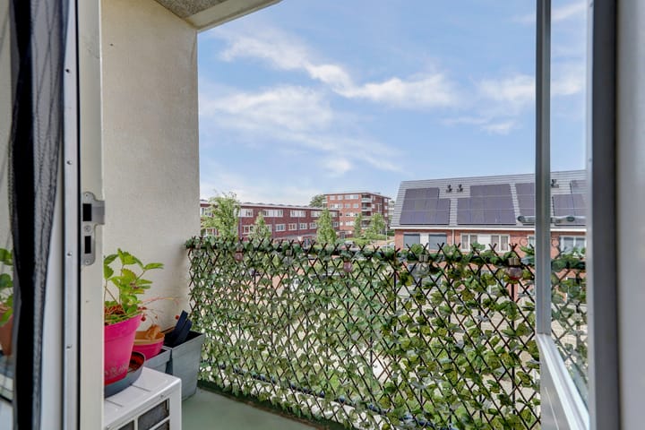 Photo 28 of Uranusstraat 11-B