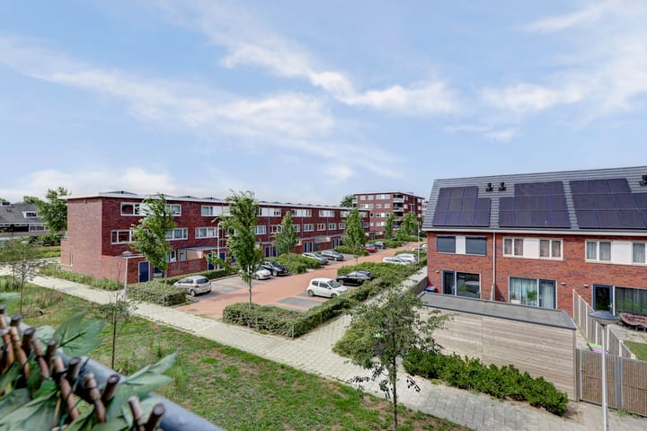 Photo 30 of Uranusstraat 11-B