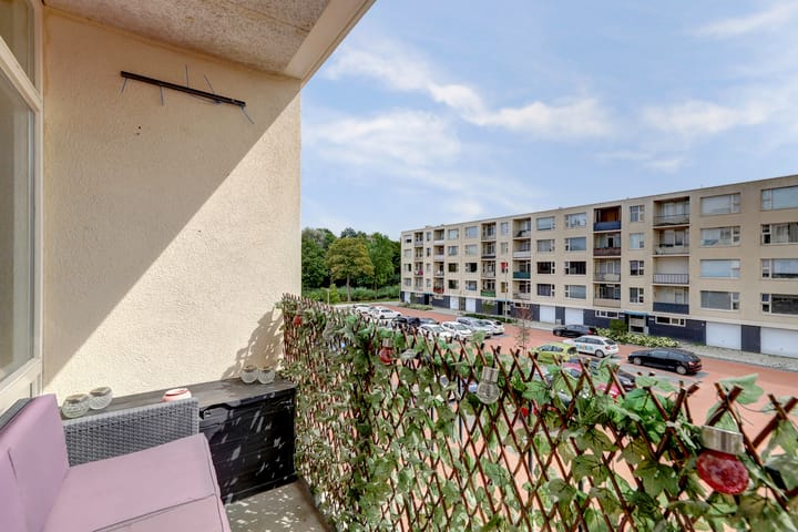 Photo 31 of Uranusstraat 11-B