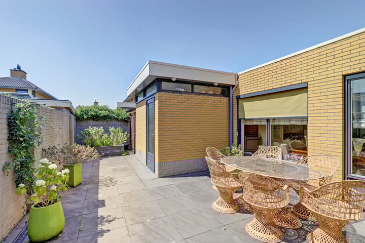 Foto 3 van Naaldvaren 12