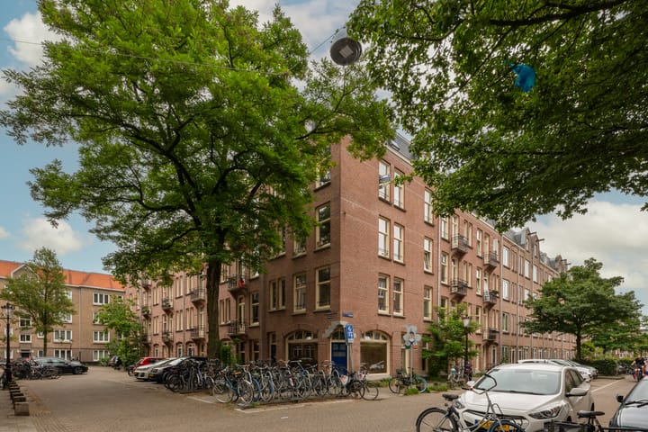 Photo 2 of Rochussenstraat 11-1