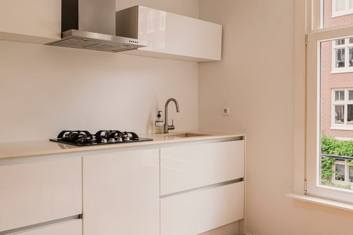 Photo 13 of Rochussenstraat 11-1