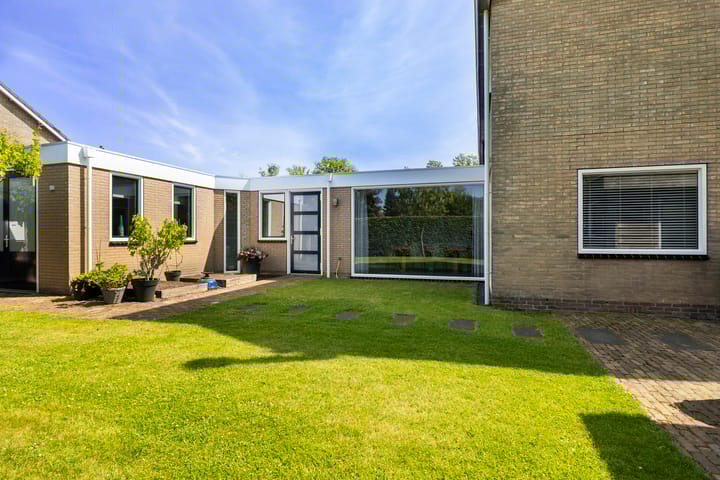 Foto 32 van Dr. O. Postmastrjitte 17