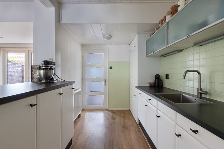 Foto 16 van Eringastraat 15